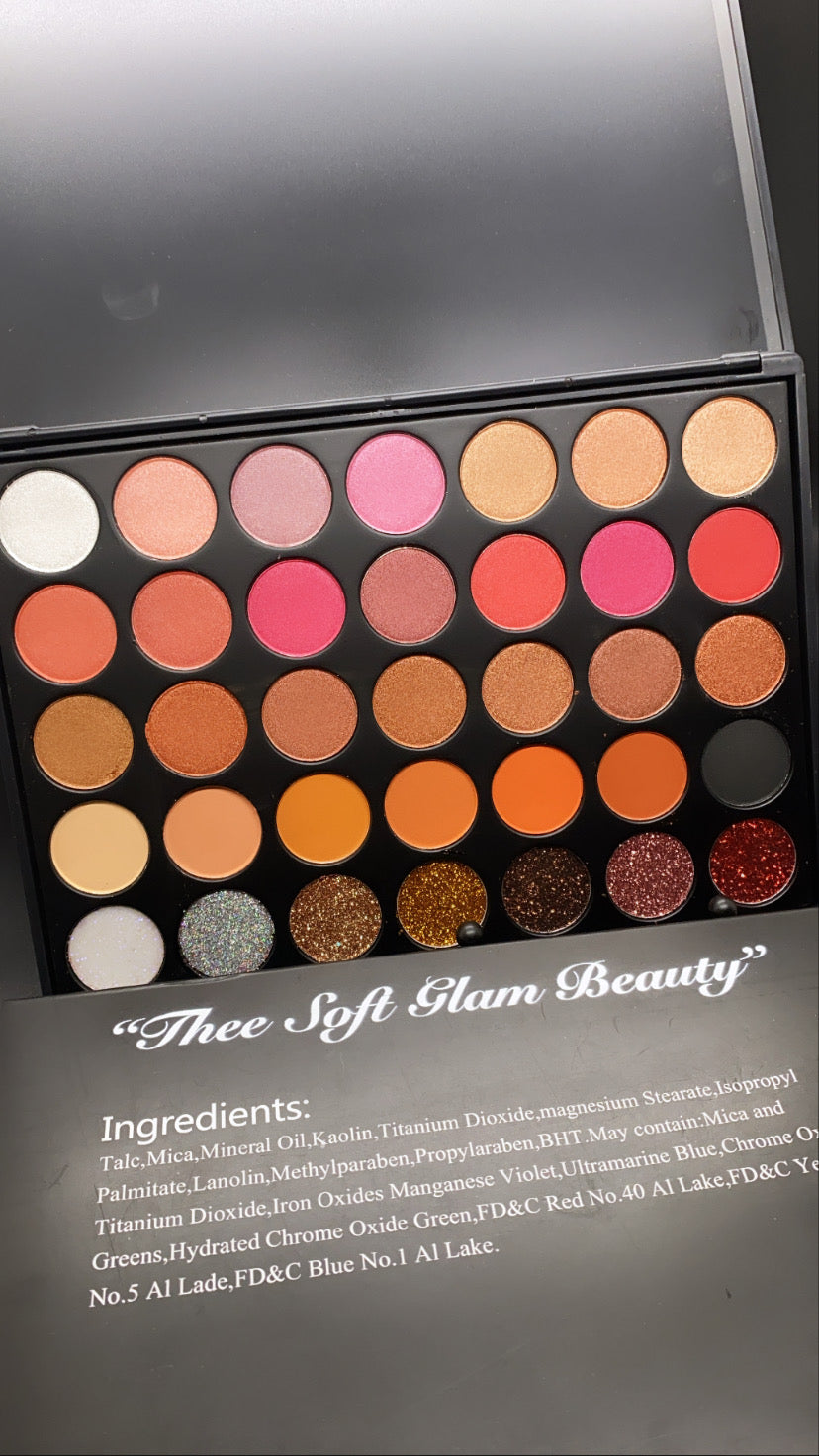 The Soft Glam Beauty Pallet